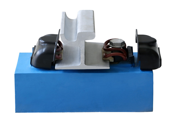 普通轨道弹条扣件